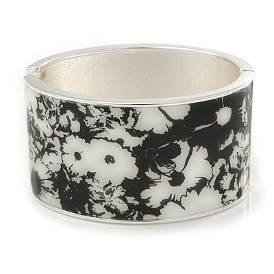 Vintage Inspired Wide Black/ White Floral Print Hinged Bangle Bracelet In Silver Tone - 19cm L