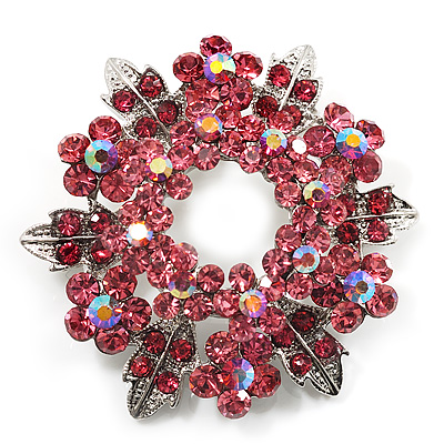 Light Pink Crystal Wreath Brooch (Silver Tone Metal)